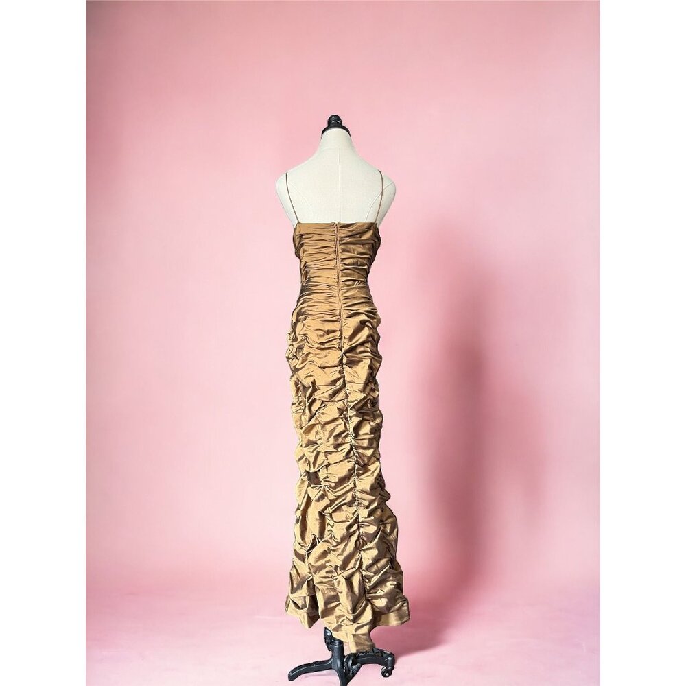 Cachet Gold Ruched Prom Dress - Picture 3 of 9